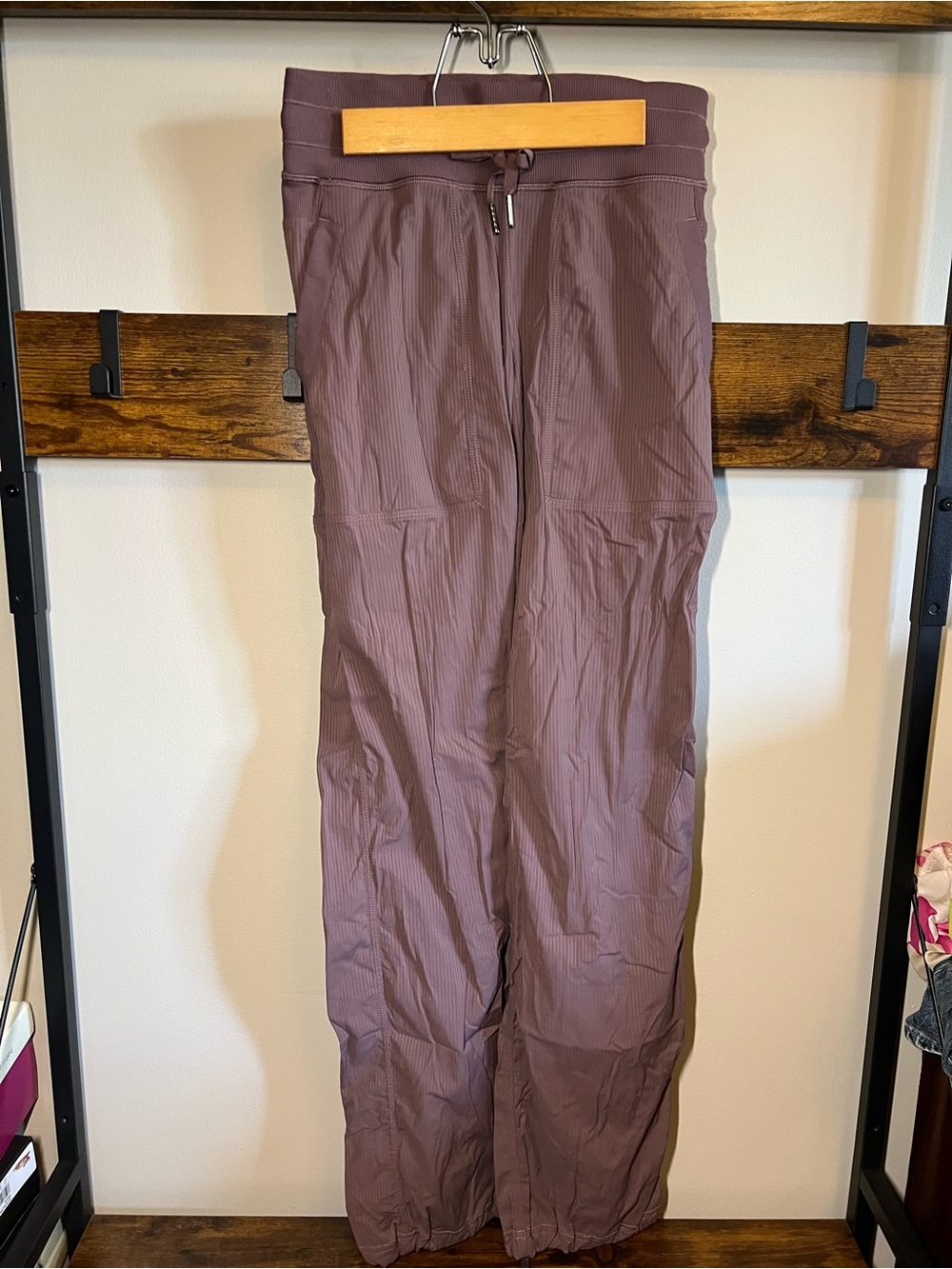 Lululemon athletica Women's Track Pants in Mauve